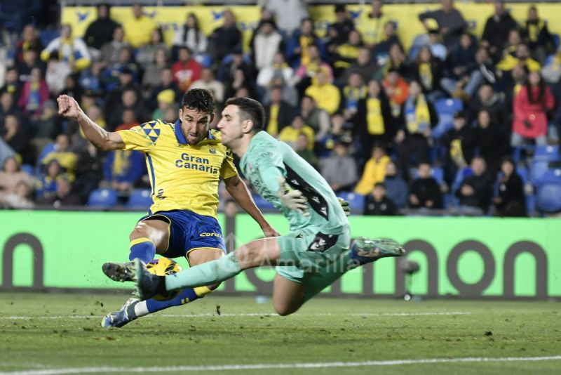 1-1_ La UD mastica tornillos y logra un heroico empate