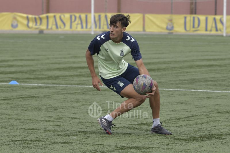 Fotos: Las Palmas C se prepara para reanudar su calendario