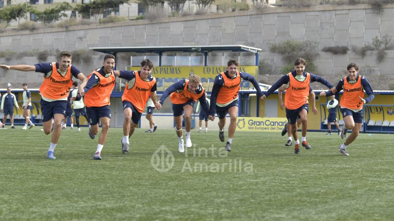 Fotos: Las Palmas C se prepara para reanudar su calendario