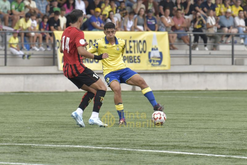 3-1: Las Palmas Atleti amplía su autoridad en casa