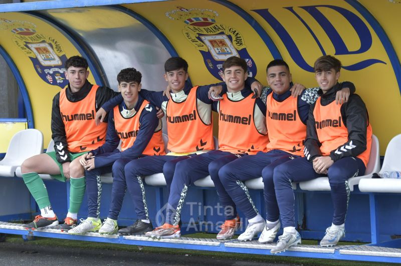 5-0: El juvenil de la UD cierra la primera vuelta con goleada y brillo