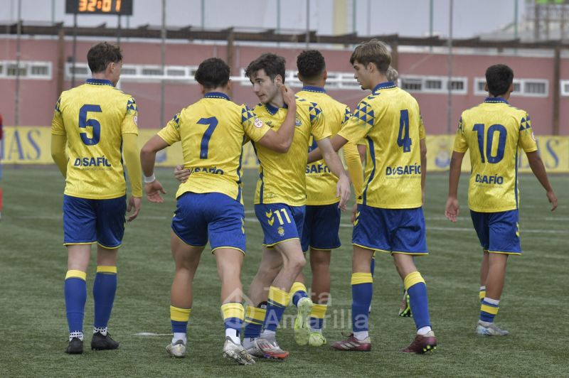 5-0: El juvenil de la UD cierra la primera vuelta con goleada y brillo