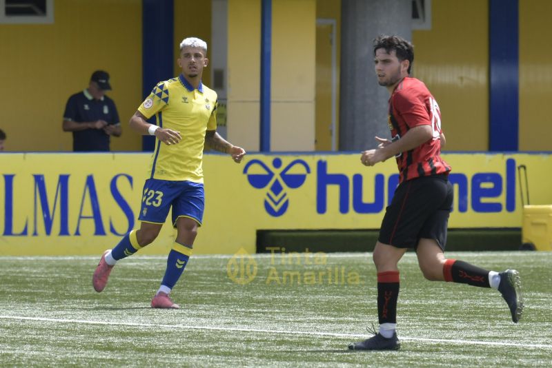 3-1: Las Palmas Atleti amplía su autoridad en casa