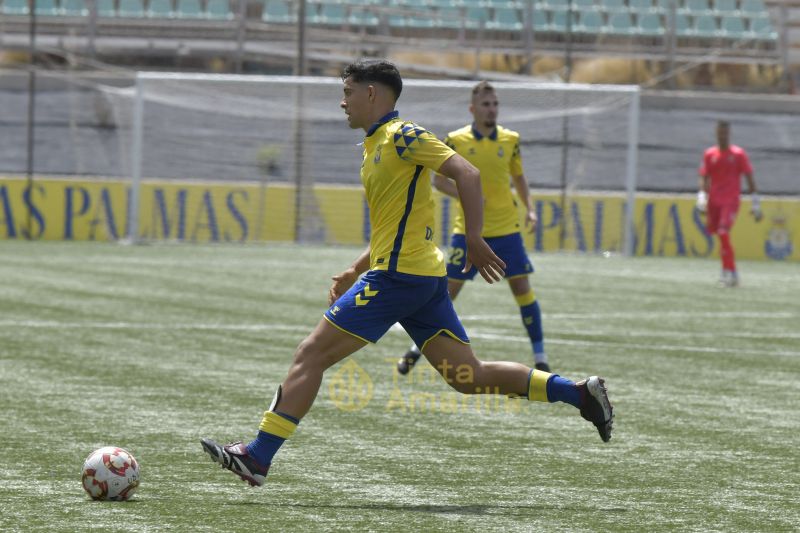 3-1: Las Palmas Atleti amplía su autoridad en casa