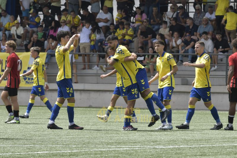 3-1: Las Palmas Atleti amplía su autoridad en casa