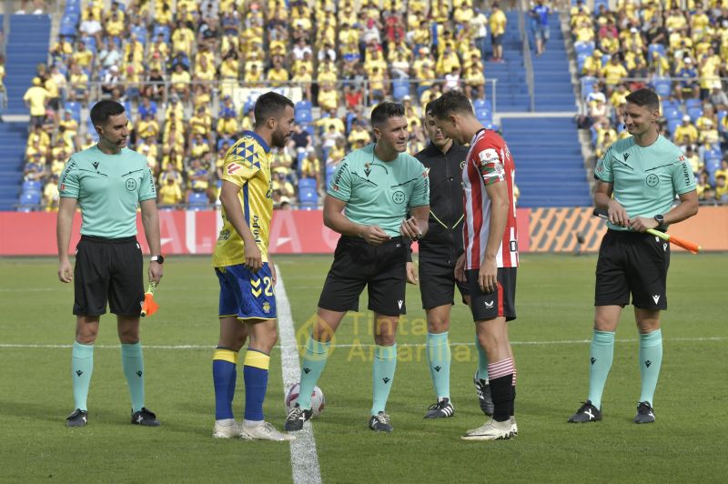 2-3: La fragilidad defensiva arruina otra vez a la UD