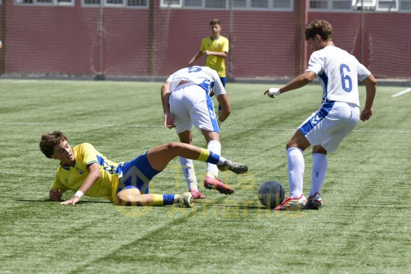 La UD Las Palmas vuelve a reinar en la categoría cadete de Canarias
