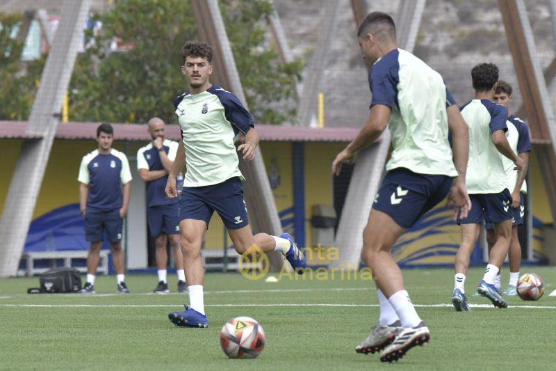 Comienza el año 2 de Raúl Martín en Las Palmas Atlético