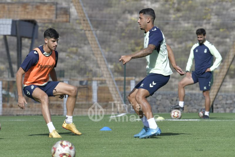 Fotos: Las Palmas Atlético prepara su segunda defensa consecutiva del liderato