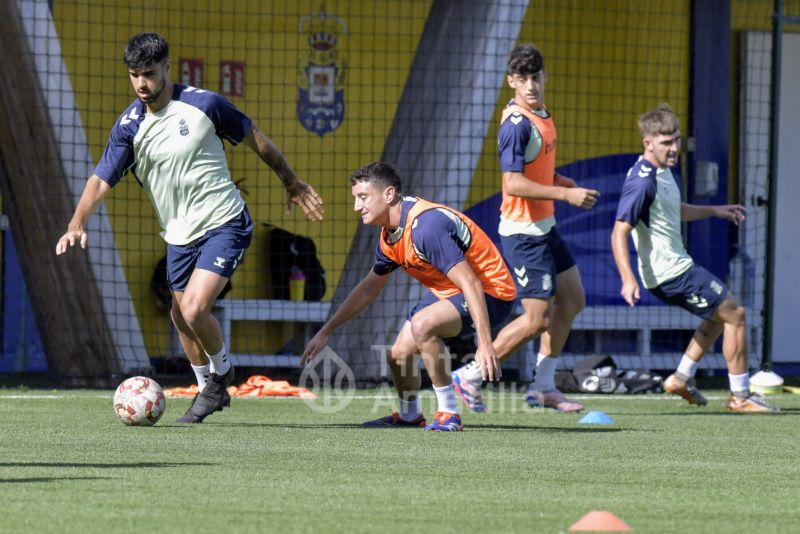 Fotos: Las Palmas Atlético prepara su segunda defensa consecutiva del liderato