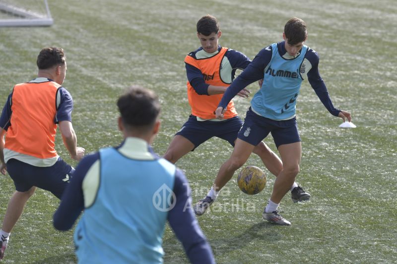 Fotos: Las Palmas C vuelve al Anexo contra el Lomo Blanco