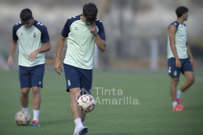 Fotos: Las Palmas Atlético prepara su segunda defensa consecutiva del liderato