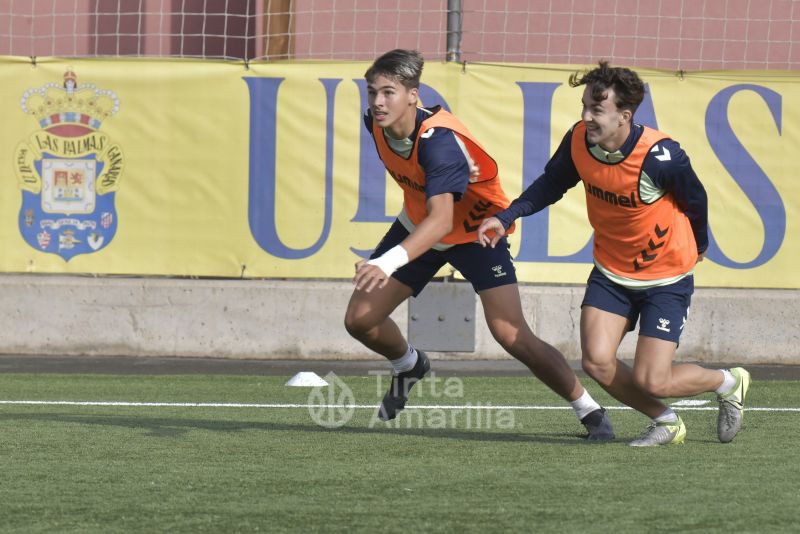 Fotos: Las Palmas C vuelve al Anexo contra el Lomo Blanco