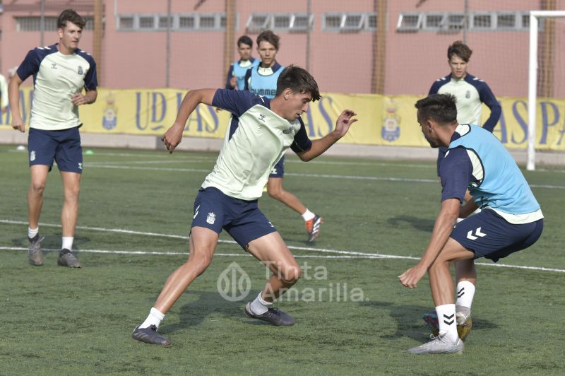 Fotos: Las Palmas C vuelve al Anexo contra el Lomo Blanco