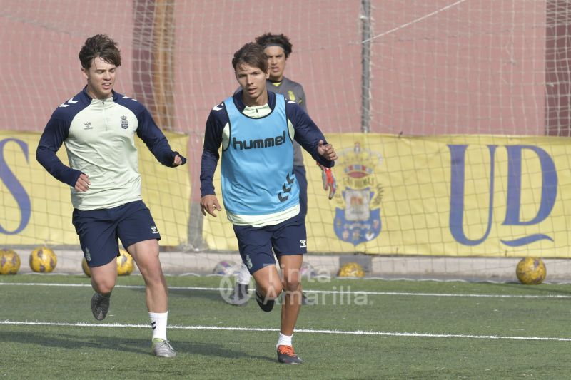 Fotos: Las Palmas C vuelve al Anexo contra el Lomo Blanco