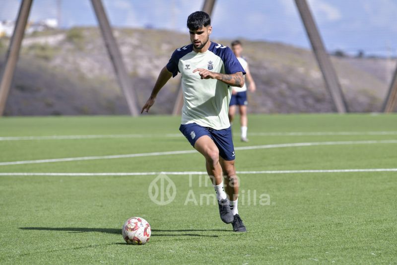 Fotos: Las Palmas Atlético prepara su segunda defensa consecutiva del liderato