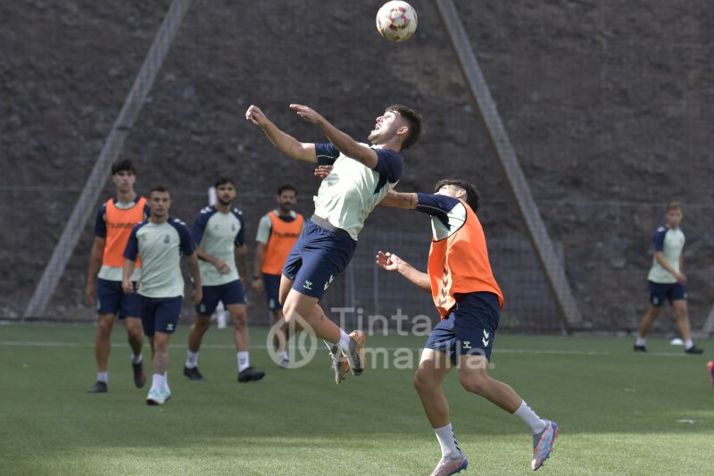 Fotos: Las Palmas Atlético prepara su segunda defensa consecutiva del liderato