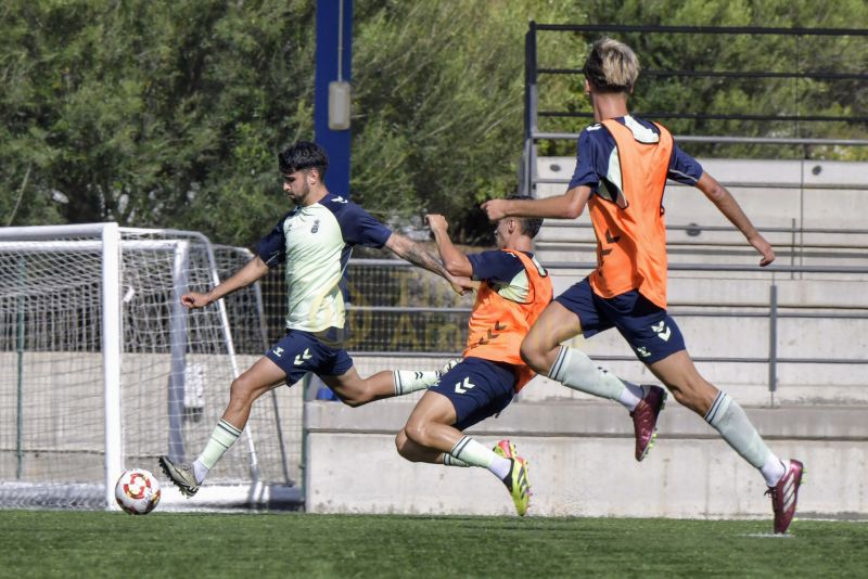 Fotos: Pulso de Las Palmas Atlético y Las Palmas C en el Anexo