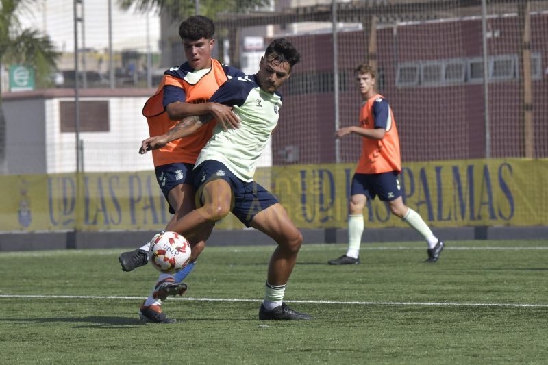 Fotos: Pulso de Las Palmas Atlético y Las Palmas C en el Anexo