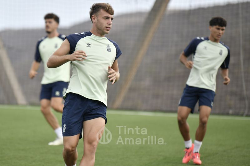 Fotos: Las Palmas Atlético prepara una prueba de fuego