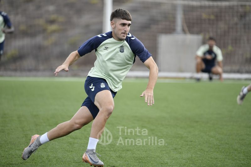 Fotos: Las Palmas Atlético prepara una prueba de fuego