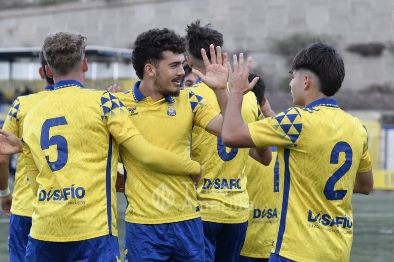 Fotos: El triunfo de Las Palmas C sobre el Lomo Blanco (3-1)