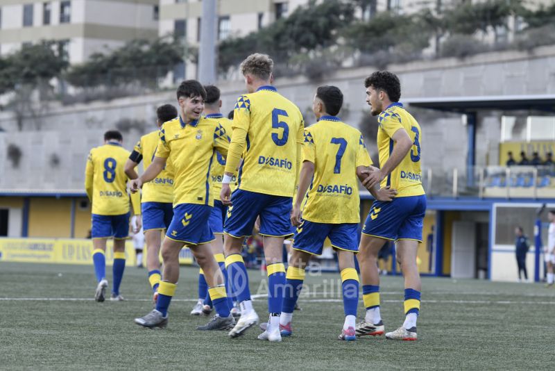 Fotos: El triunfo de Las Palmas C sobre el Lomo Blanco (3-1)