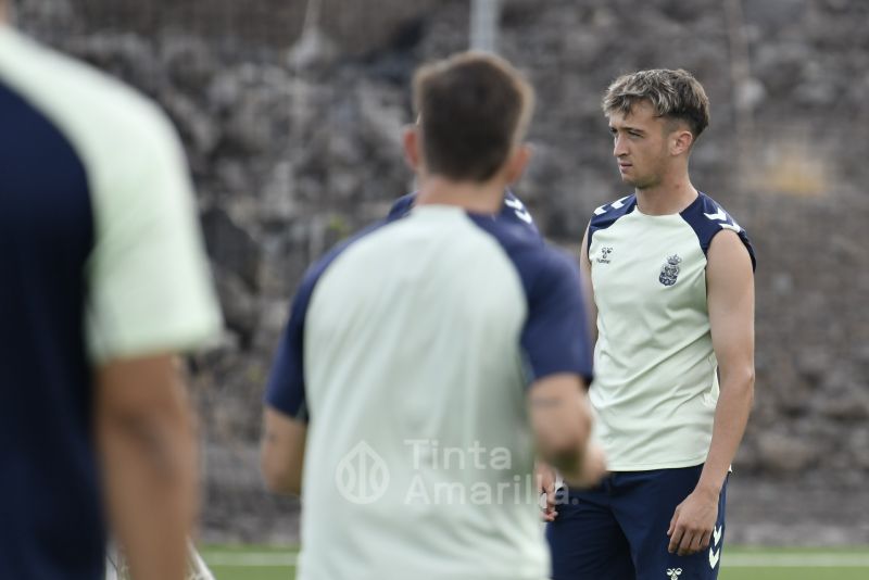 Fotos: Las Palmas Atlético prepara una prueba de fuego