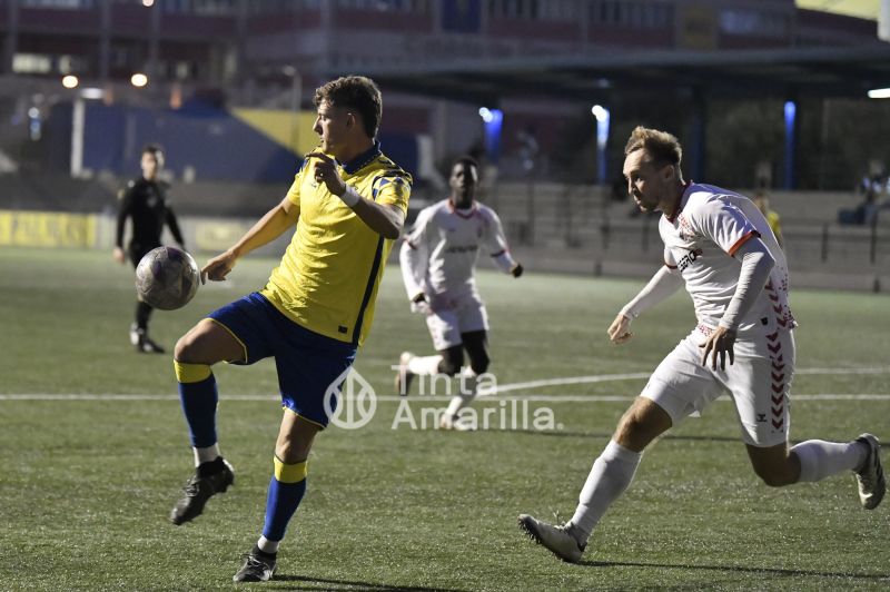 Fotos: El triunfo de Las Palmas C sobre el Lomo Blanco (3-1)