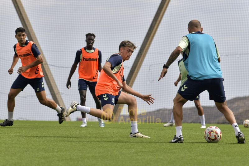 Fotos: Las Palmas Atlético prepara el tercer asalto de su Liga