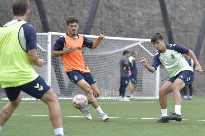 Fotos: Preparativos del filial para recibir al Villa en el Anexo