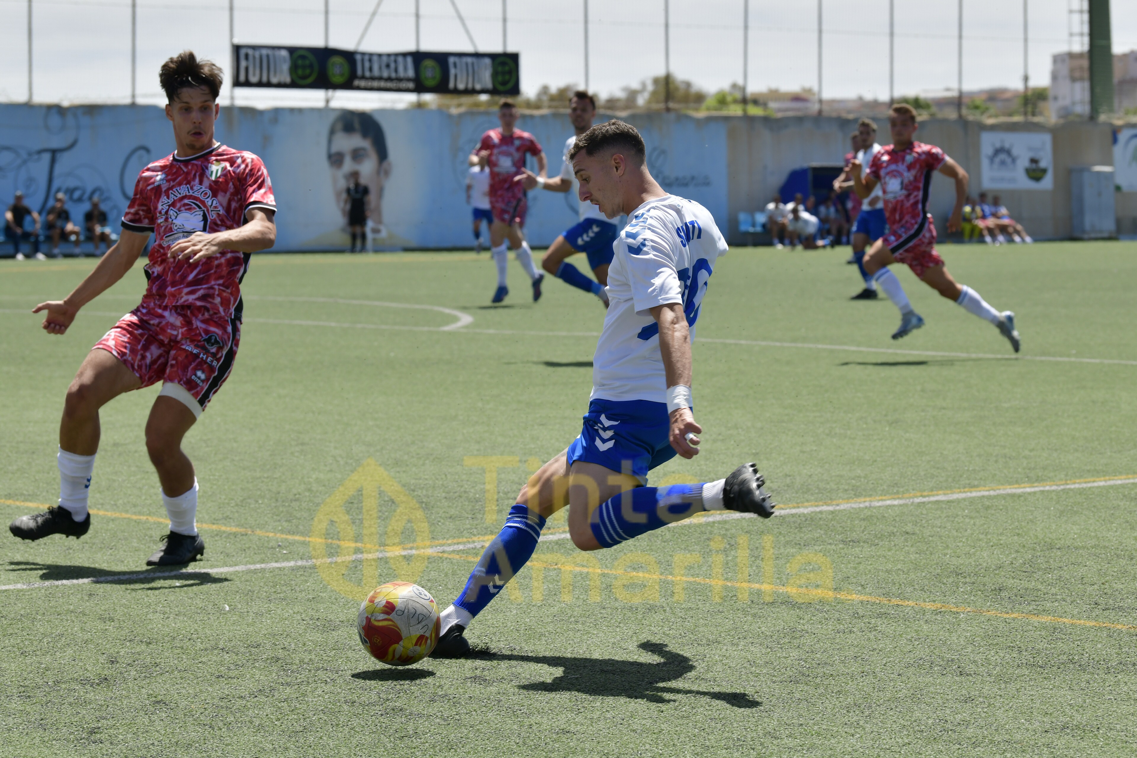 2-0: El Tamaraceite se zampa también al Guijuelo y vuelve a la Segunda RFEF