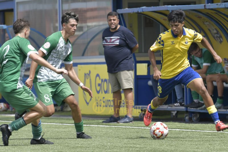 6-0: El juvenil de la UD pone su maquinaria goleadora en marcha