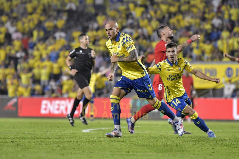 Fotos: Las fotos del primer encuentro de la Liga