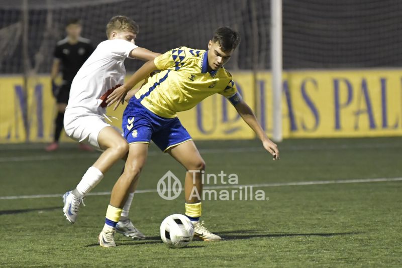 Fotos: Cuarto triunfo del juvenil C de la UD Las Palmas