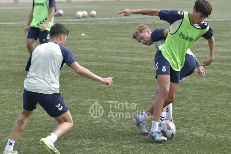 Fotos: Las Palmas C, ante un rival sensible para su entrenador