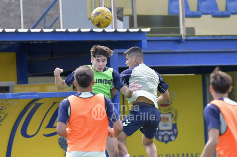 Fotos: Las Palmas C, ante un rival sensible para su entrenador