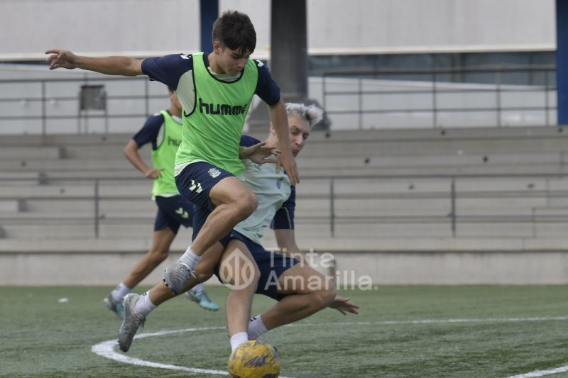 Fotos: Las Palmas C, ante un rival sensible para su entrenador