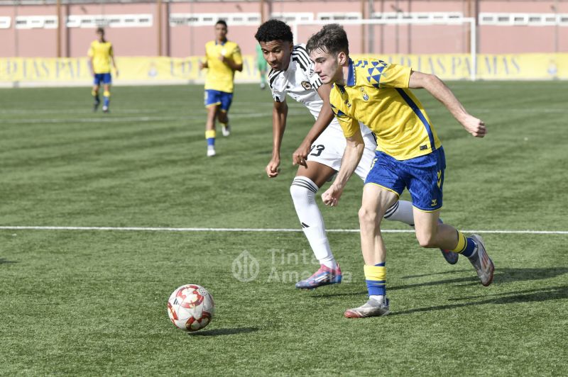 3-0: La UD Las Palmas bate también al tercer clasificado