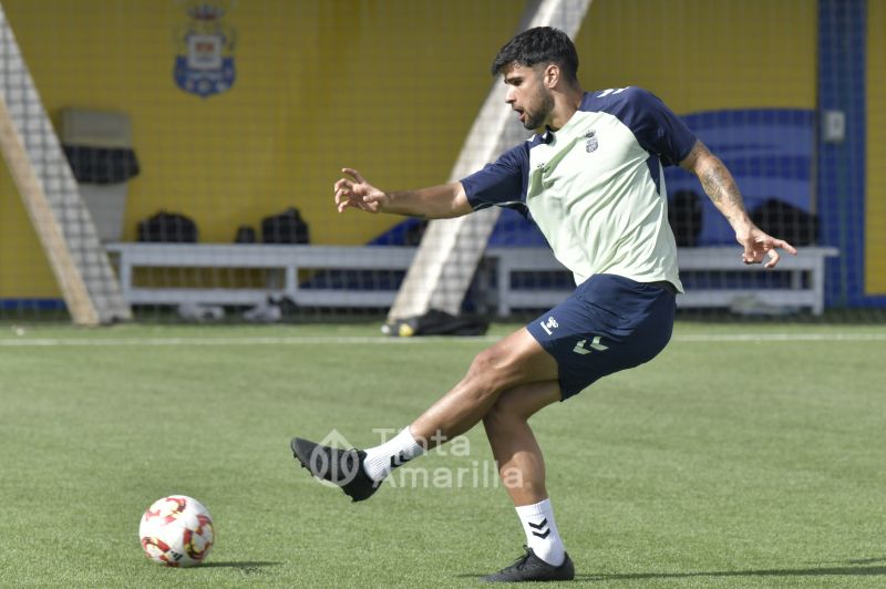 Fotos: El filial se prepara en espera de Andy Villar