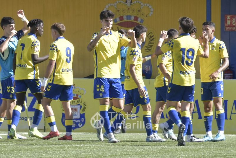 4-0: Las Palmas Atlético sella con goleada el título de invierno