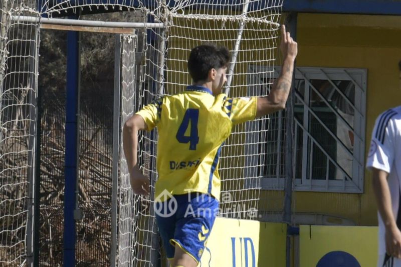 4-0: Las Palmas Atlético sella con goleada el título de invierno