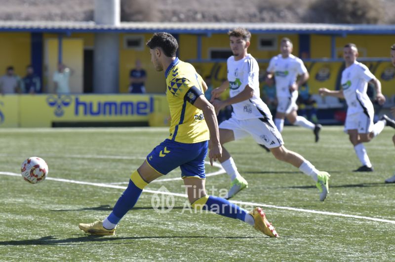 4-0: Las Palmas Atlético sella con goleada el título de invierno