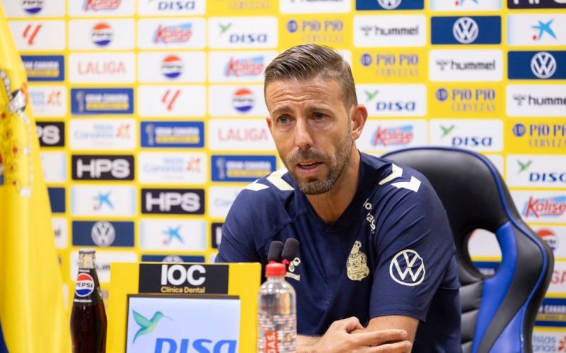 "Tenemos ganas de que Sandro vuelva porque es un jugador de Primera"