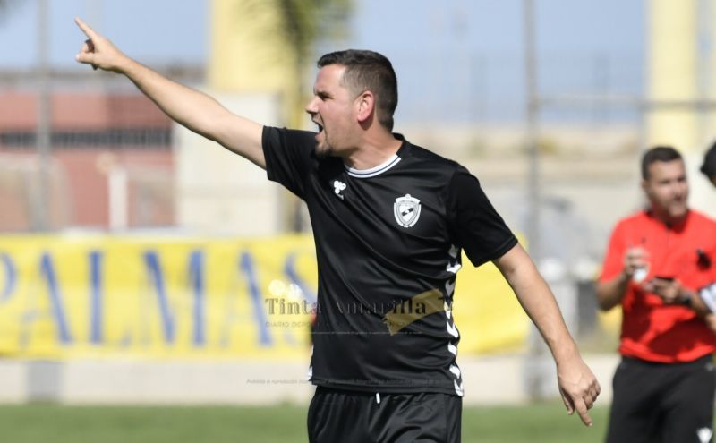 El US Yaiza comunica el cese a Maxi Barrera