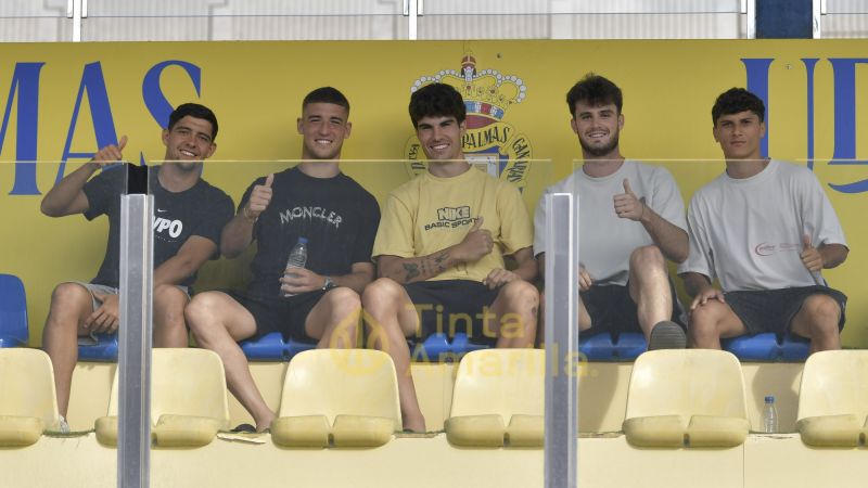 2-1: Las Palmas C asume el liderato solitario de la Preferente