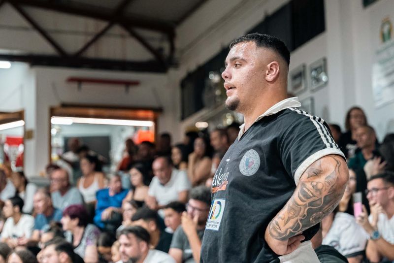 Se inicia la Liga de Primera con victorias de Castro Morales y Almogarén