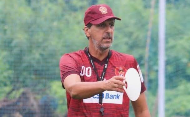 Debut en India de Mingo Oramas, Nili y Julen Pérez 