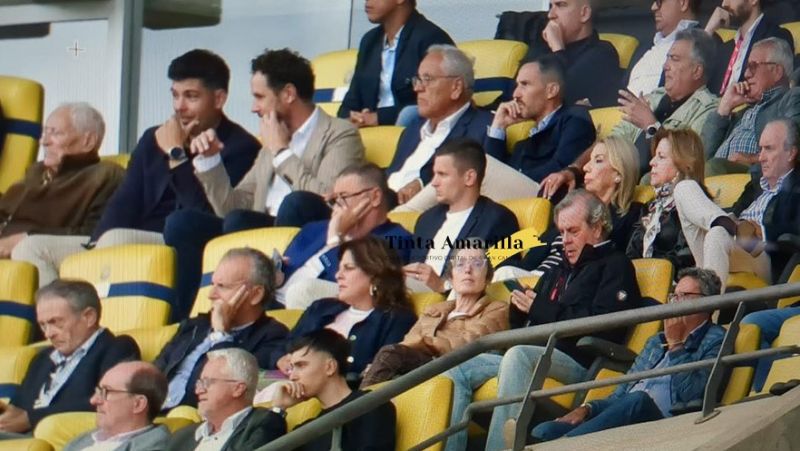 Ojos croatas en el palco de Gran Canaria