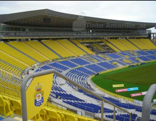 El Cabildo invierte 42.265 euros en reparar la marquesina del Estadio de Gran Canaria